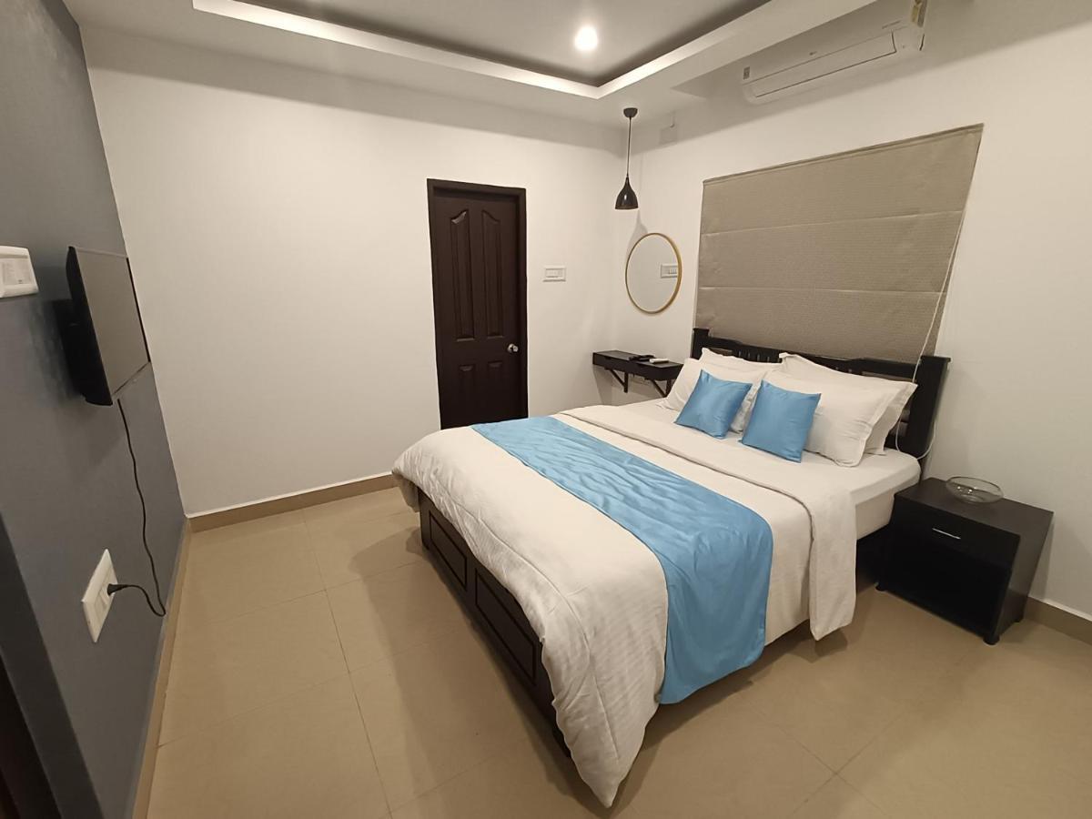 Hotel Brick Castle Chennai Exterior foto